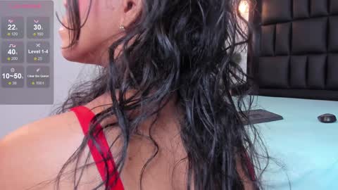 Esther online show from January 2025 12:10:01 PM