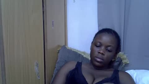 Snapshot of petite_melan chatting on September 2025 11:49:02 PM petite_melan online show from September 2025 11:49:02 PM