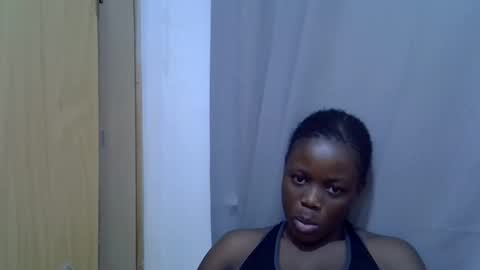 Snapshot of petite_melan chatting on September 2025 06:46:02 AM petite_melan online show from September 2025 06:46:02 AM