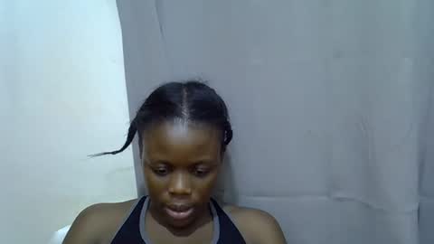 Snapshot of petite_melan chatting on September 2025 09:48:02 PM petite_melan online show from September 2025 09:48:02 PM