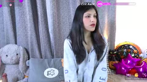 petite paola online show from November 2025 10:23:01 PM