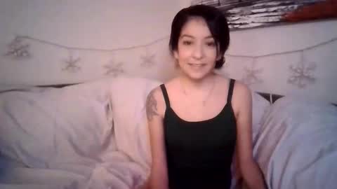 petite treat  online show from December 2025 05:03:02 AM