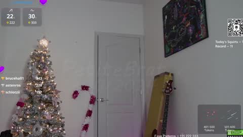 PiperAvery online show from December 2024 07:00:02 PM