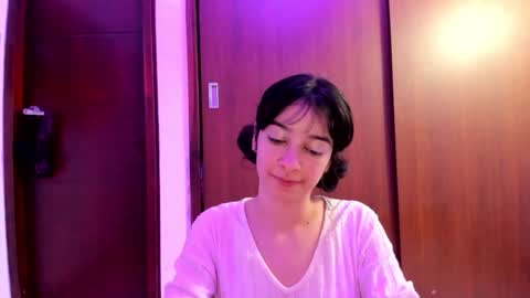 Lunna online show from December 2024 06:32:02 AM
