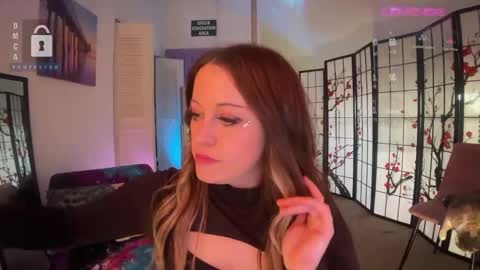 Snapshot of petitejewel chatting on December 2024 03:42:02 PM Jules online show from December 2024 03:42:02 PM