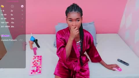 Snapshot of petitelittleebony chatting on September 2025 08:09:01 PM little sharon online show from September 2025 08:09:01 PM