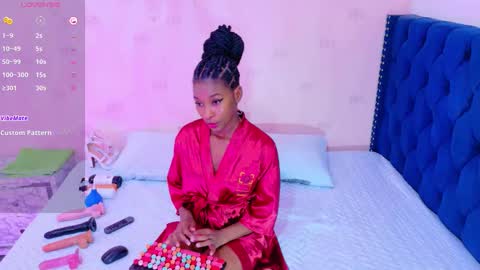 Snapshot of petitelittleebony chatting on September 2025 02:49:01 AM little sharon online show from September 2025 02:49:01 AM