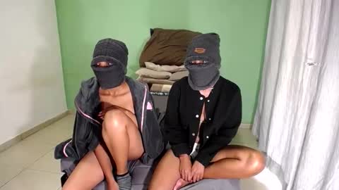 Snapshot of petitesammy chatting on October 2025 05:08:01 AM petitesammy online show from October 2025 05:08:01 AM