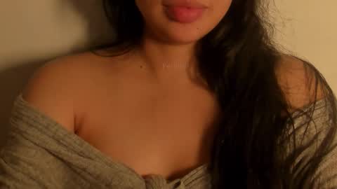 Snapshot of petitgirl_ chatting on October 2025 11:22:02 PM J A S S online show from October 2025 11:22:02 PM