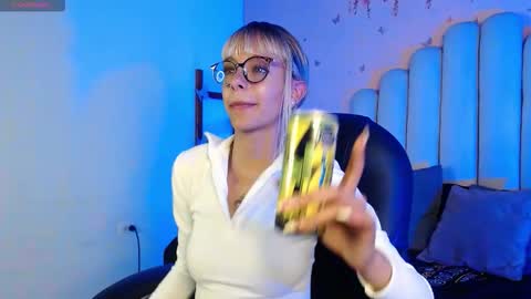 Peyton online show from September 2025 04:47:01 AM
