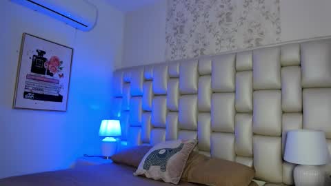 Snapshot of peyton_louise chatting on November 2025 11:54:01 AM Peyton online show from November 2025 11:54:01 AM