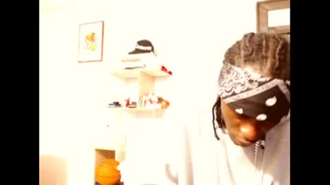 2 pac shakur online show from February 2025 02:18:01 AM