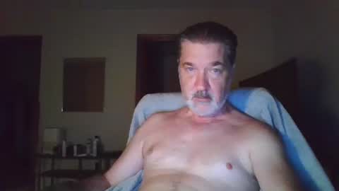 slave online show from October 2025 09:43:02 AM