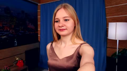 Snapshot of phyllisearney chatting on January 2025 07:19:02 AM Hann G. Jones online show from January 2025 07:19:02 AM