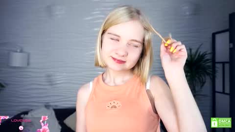 Snapshot of phyllisearney chatting on November 2025 05:21:01 AM Hann G. Jones online show from November 2025 05:21:01 AM