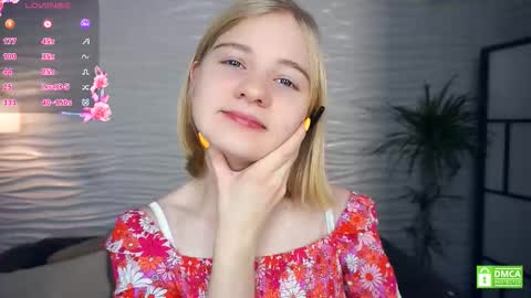 Snapshot of phyllisearney chatting on November 2025 05:07:02 AM Hann G. Jones online show from November 2025 05:07:02 AM