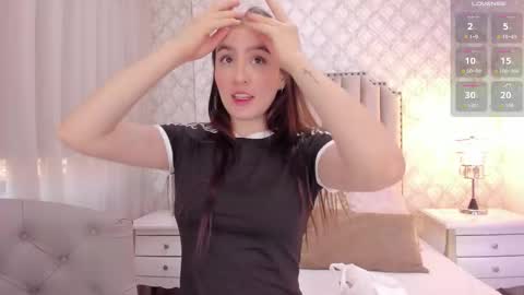 Snapshot of pia_johnson_ chatting on October 2025 11:30:01 AM online show from October 2025 11:30:01 AM