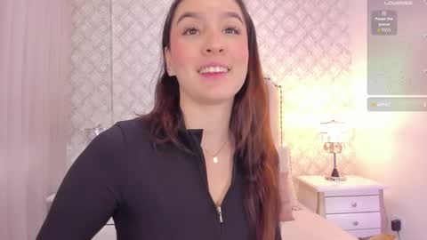 Snapshot of pia_johnson_ chatting on October 2025 11:31:01 AM online show from October 2025 11:31:01 AM