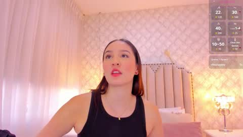 Snapshot of pia_johnson_ chatting on November 2025 11:34:01 AM online show from November 2025 11:34:01 AM