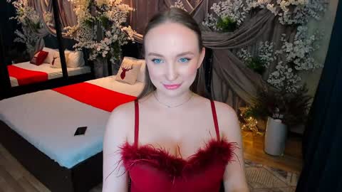 Emelie online show from December 2024 01:19:02 PM