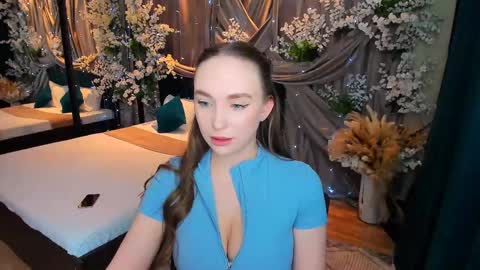 Emelie online show from February 2025 10:18:02 PM