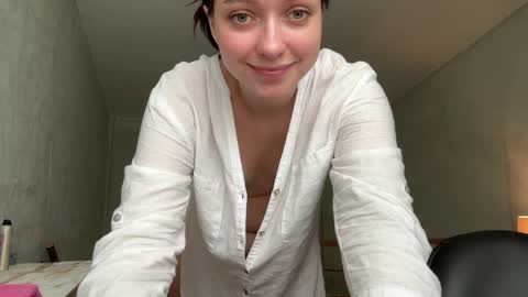 Trisha     online show from January 2025 06:35:01 AM