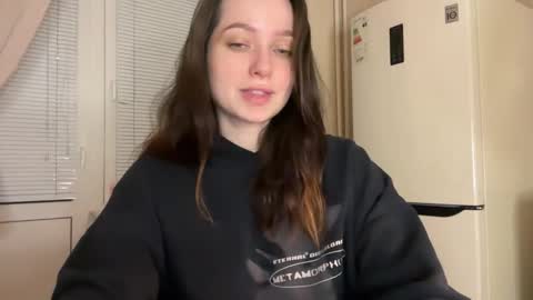 Trisha     online show from October 2025 03:42:01 PM