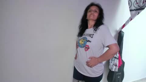 Pilar online show from March 2025 07:32:01 PM