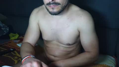 Snapshot of pinaro35 chatting on February 2025 02:12:02 AM pinaro35 online show from February 2025 02:12:02 AM