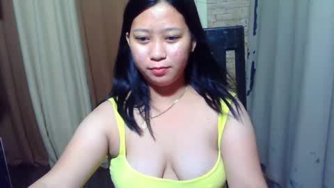 Snapshot of pinay_dhalia chatting on October 2025 10:47:01 AM Dhalia online show from October 2025 10:47:01 AM