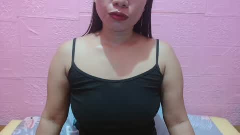 Snapshot of pinay_hot_mama005 chatting on October 2025 11:07:01 PM pinay_hot_mama005 online show from October 2025 11:07:01 PM