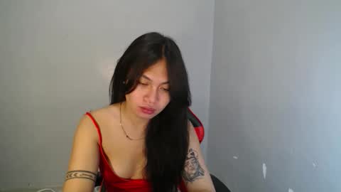 Jen online show from October 2025 05:45:02 PM