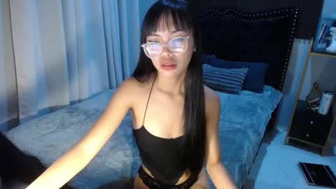 dee online show from February 2025 10:26:01 AM