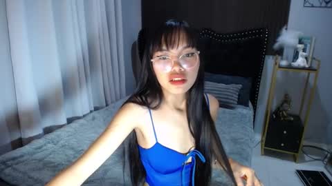 dee online show from March 2025 12:12:01 PM