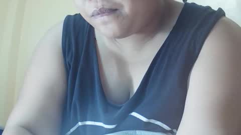 Snapshot of pinaysweet_couple chatting on November 2025 10:04:02 AM pinaysweet_couple online show from November 2025 10:04:02 AM