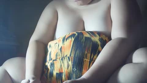 Snapshot of pinaysweet_couple chatting on December 2025 07:20:02 PM pinaysweet_couple online show from December 2025 07:20:02 PM