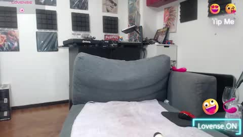 Snapshot of pingones79 chatting on November 2025 10:04:02 PM pingones 79 online show from November 2025 10:04:02 PM