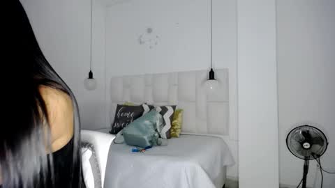 Snapshot of pink__tiffany chatting on September 2025 05:23:02 PM tiffany online show from September 2025 05:23:02 PM