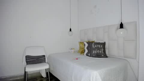 Snapshot of pink__tiffany chatting on September 2025 08:54:01 PM tiffany online show from September 2025 08:54:01 PM