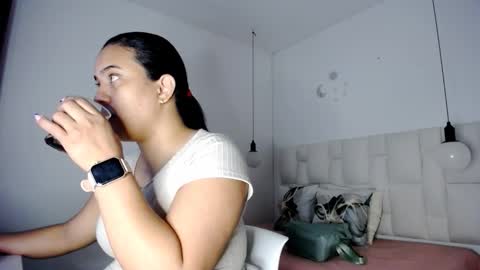 Snapshot of pink__tiffany chatting on September 2025 08:14:01 PM tiffany online show from September 2025 08:14:01 PM