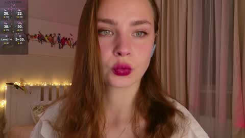 Snapshot of pink_seagull chatting on October 2025 05:46:02 PM Eva online show from October 2025 05:46:02 PM