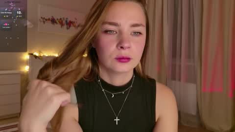 Snapshot of pink_seagull chatting on October 2025 05:30:01 PM Eva online show from October 2025 05:30:01 PM