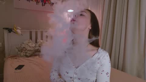 Snapshot of pink_seagull chatting on November 2025 05:59:01 PM Eva online show from November 2025 05:59:01 PM