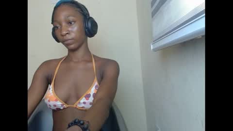 pinknjuicyx online show from December 2024 10:11:02 AM