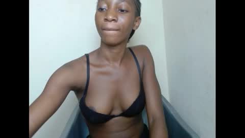 pinknjuicyx online show from December 2024 04:31:01 PM