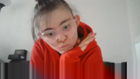 pinkwife97 online show from October 2025 03:30:01 PM