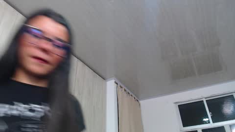 pinky_f00x online show from September 2025 12:43:01 AM