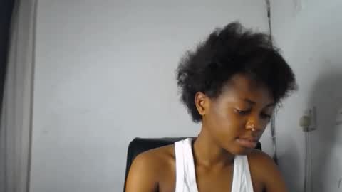 Snapshot of pinky_pussy68635 chatting on November 2025 10:04:02 PM Arena online show from November 2025 10:04:02 PM