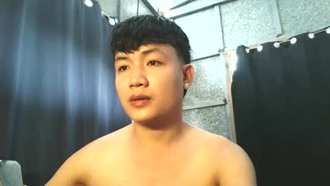 Snapshot of pinoy_petitehugecock chatting on October 2025 04:57:02 AM alex online show from October 2025 04:57:02 AM