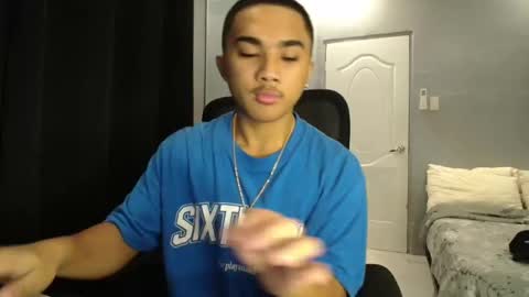 Adrianne online show from October 2025 02:17:01 AM